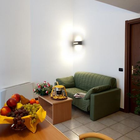 Hotel Roma Cassano Magnago Εξωτερικό φωτογραφία